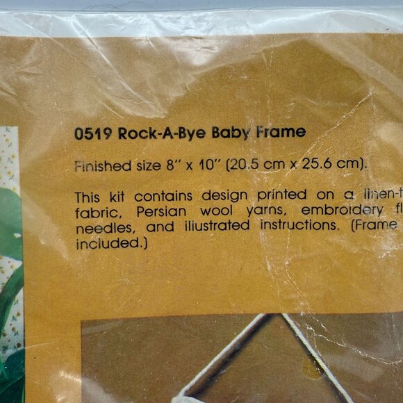 The Creative Circle Vtg Wool Embroidery Kit 519 Rock A Bye Baby Photo Frame New - Picture 4 of 10